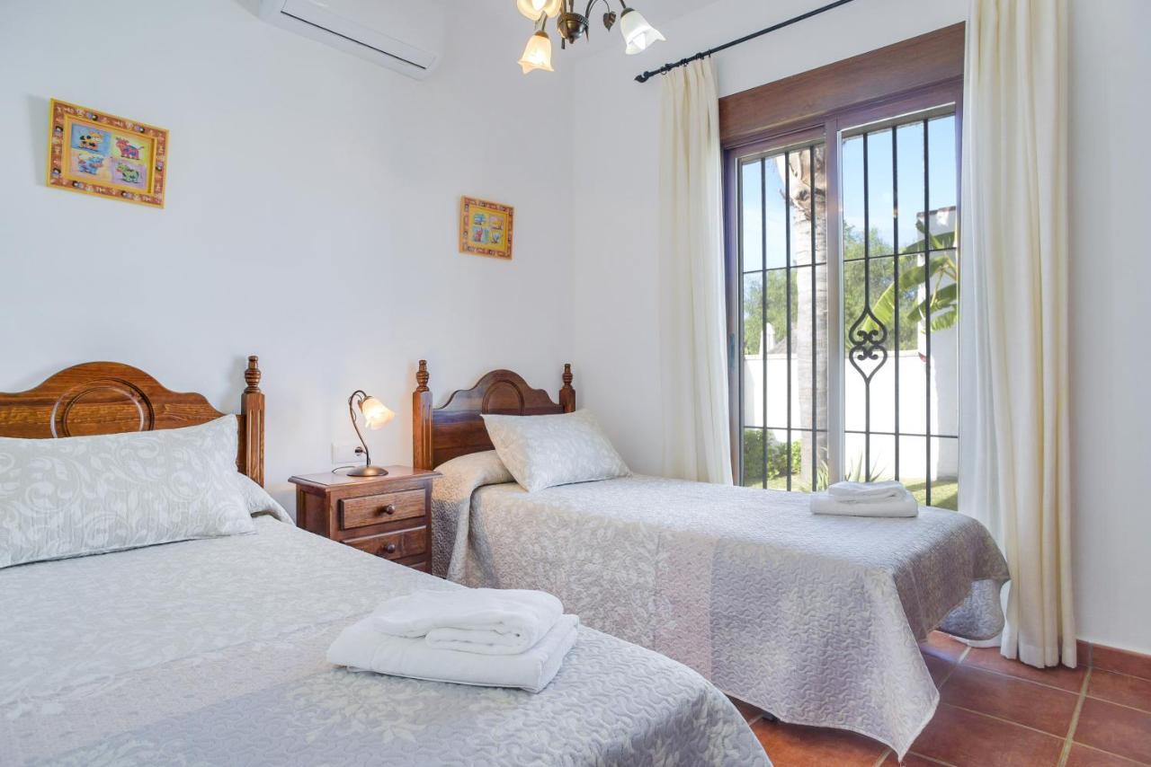 Casa Villanueva 4 - Solo Familias Conil De La Frontera Εξωτερικό φωτογραφία